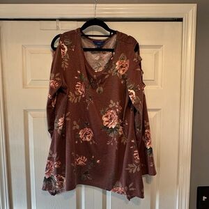Apt 9 Long Sleeve Floral Top